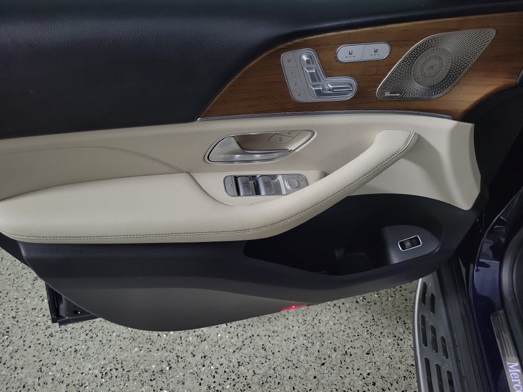 Used 2022 Mercedes-Benz GLE 350 w/ AMG Line Exterior image 21