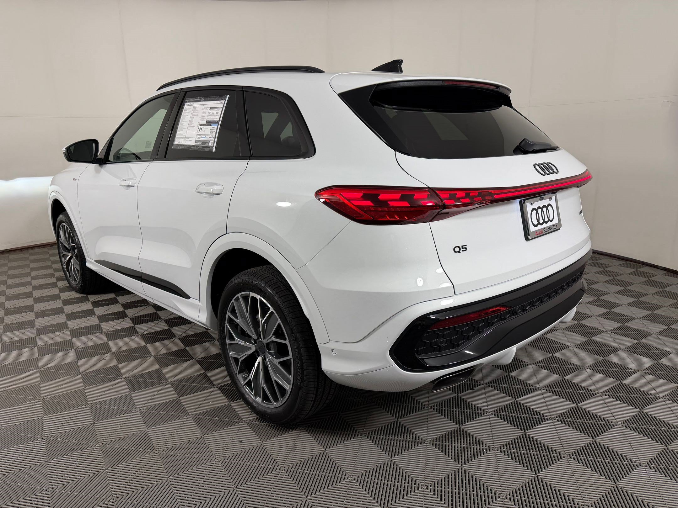 New 2026 Audi Q5 Premium AWD/4WD image 3