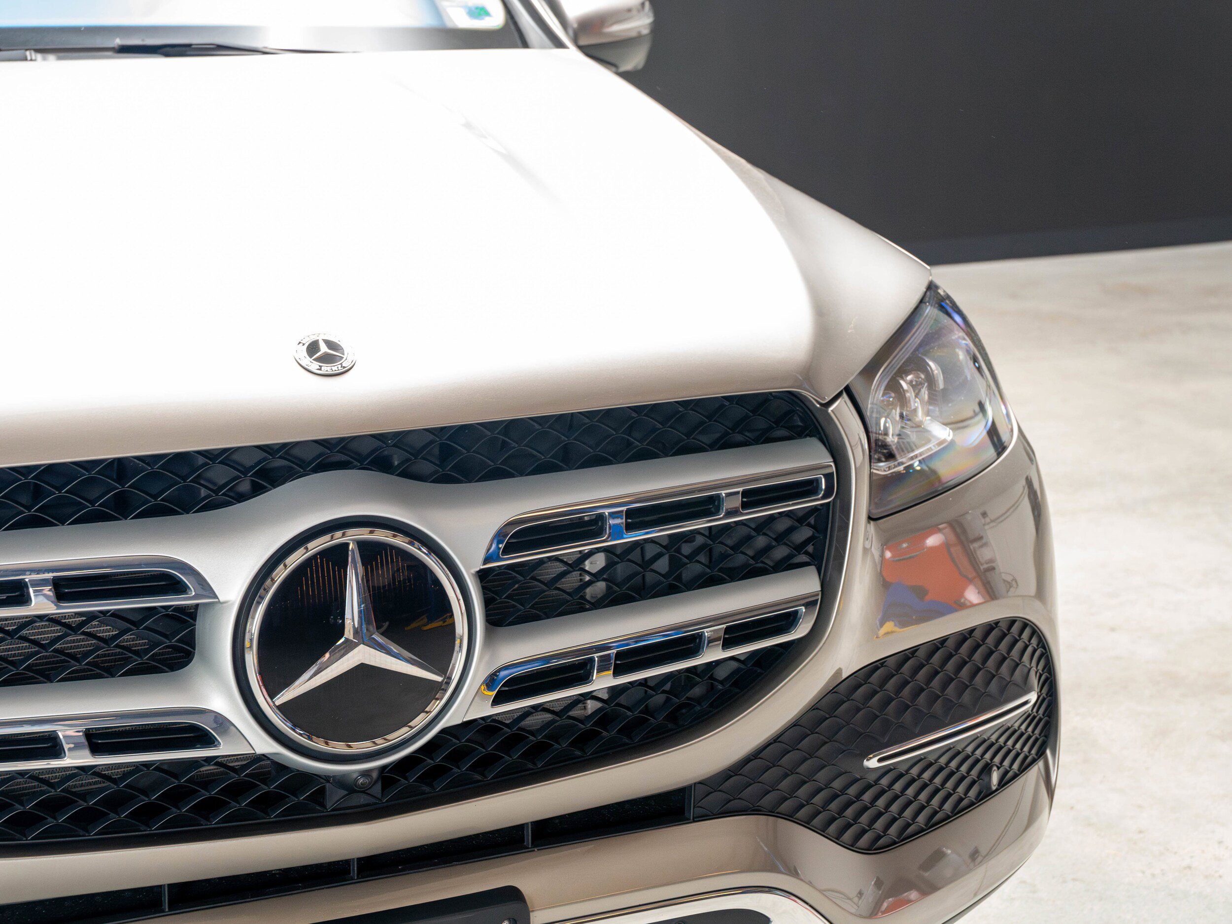 Used 2021 Mercedes-Benz GLS 450 4MATIC image 11