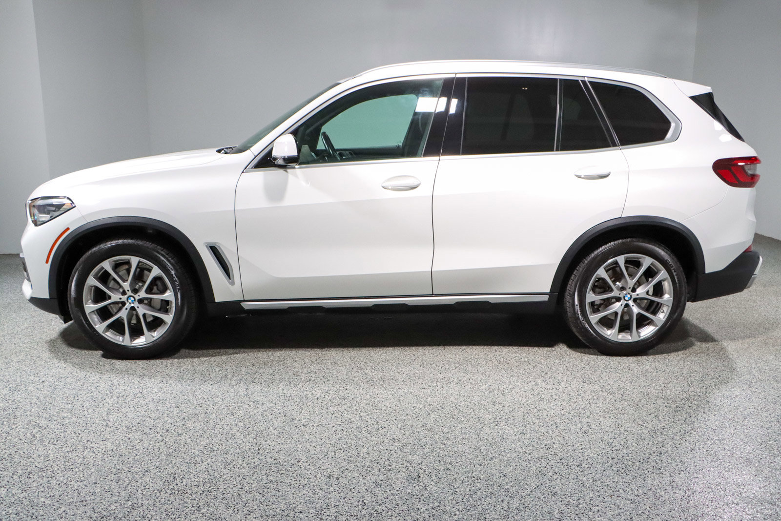 Used 2022 BMW X5 sDrive40i image 10