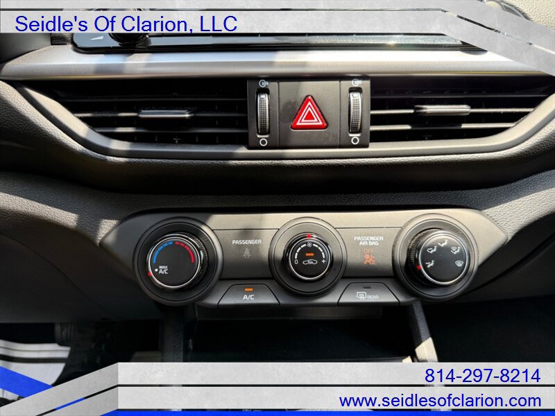 Used 2023 Kia Forte LXS w/ LXS Technology Package FWD image 21