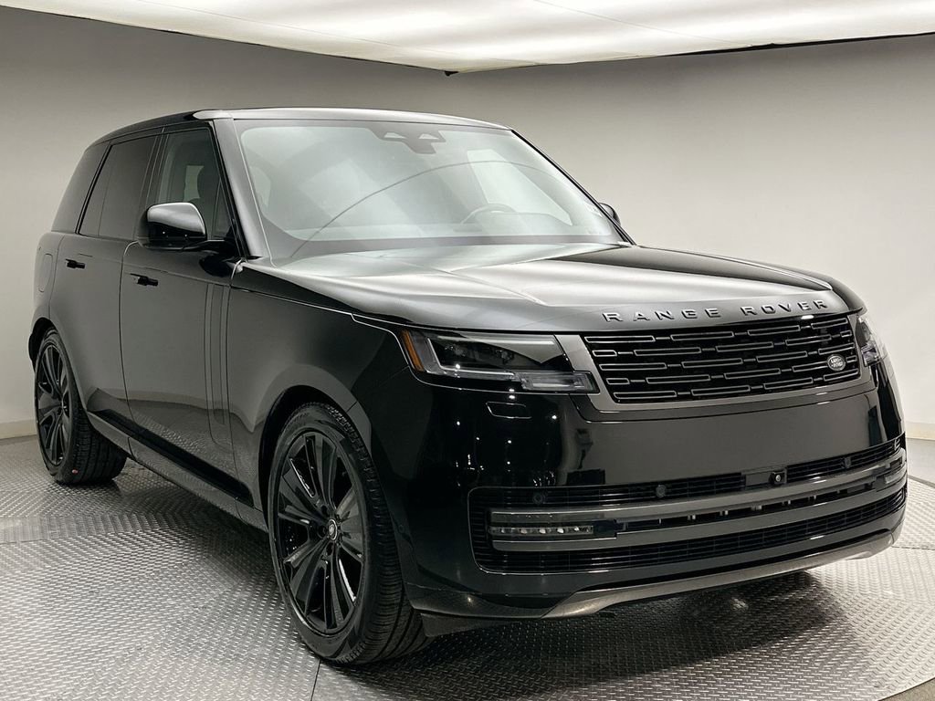 Certified 2025 Land Rover Range Rover SE image 15