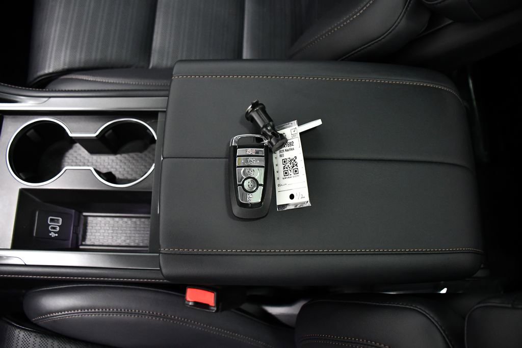 Used 2026 Lincoln Nautilus Reserve AWD/4WD image 25