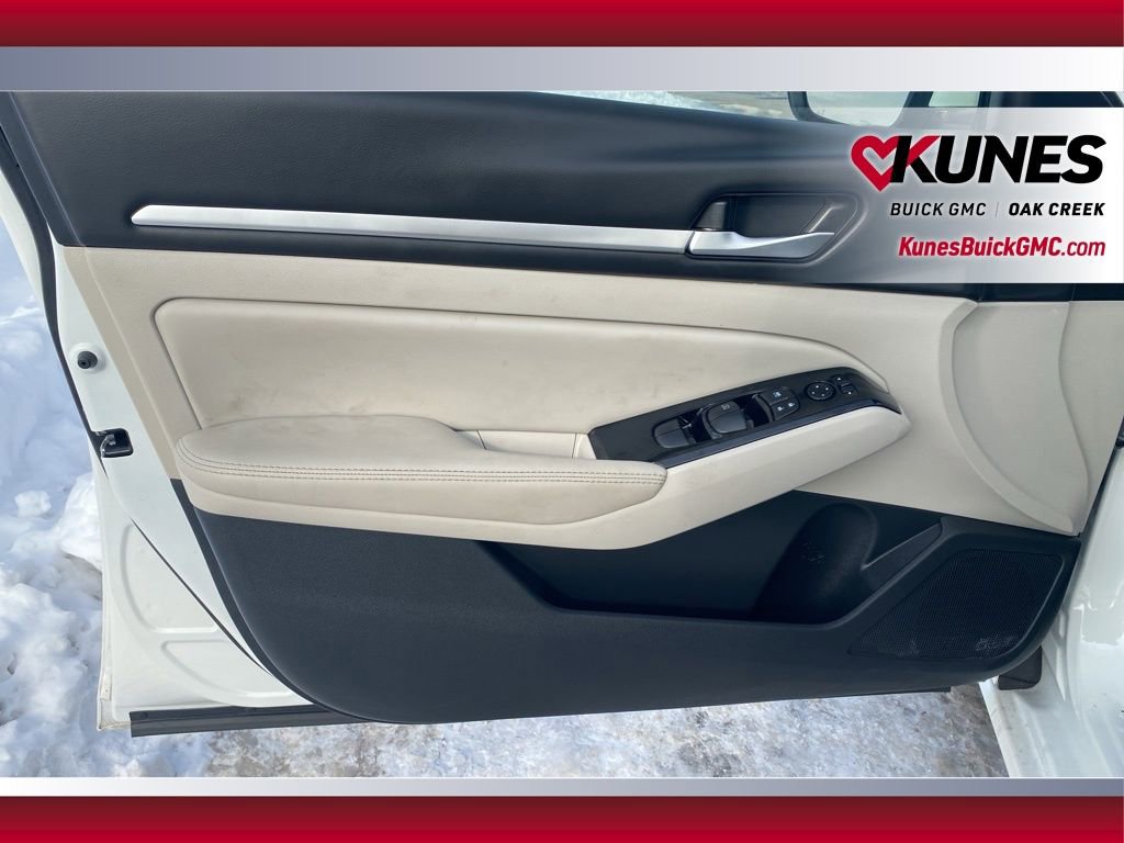 Used 2024 Nissan Altima 2.5 SL image 9
