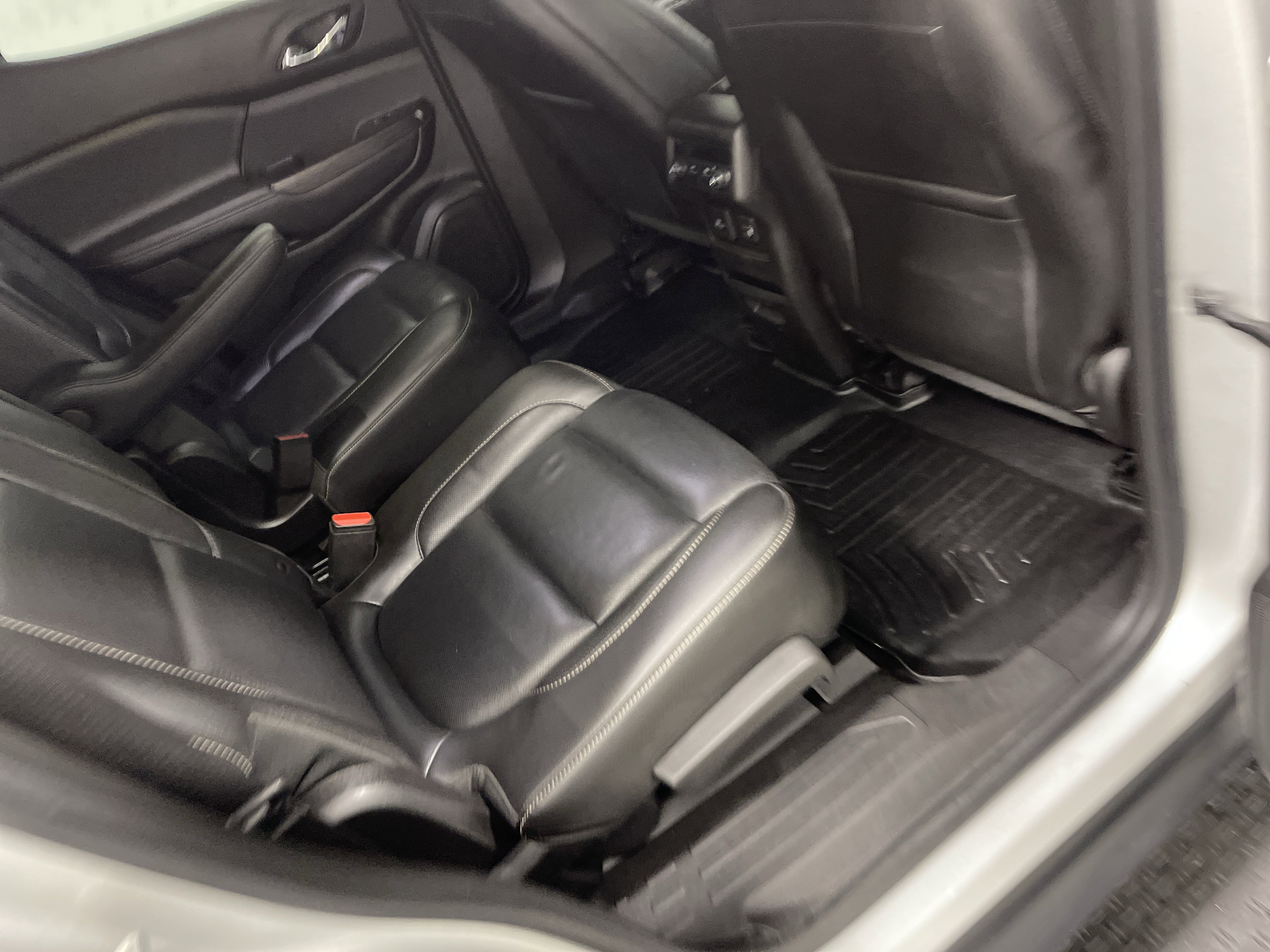 Used 2019 GMC Acadia SLT AWD/4WD image 22