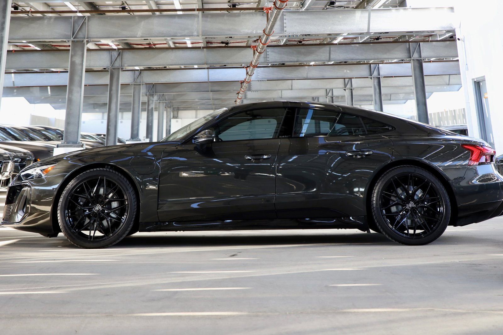 New 2025 Audi S e-tron GT Prestige image 10