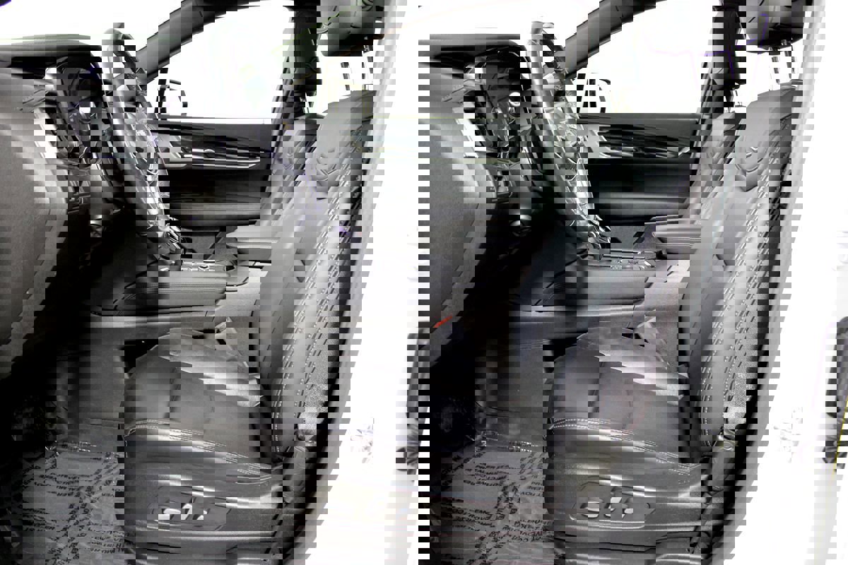 Used 2024 Cadillac XT5 Premium Luxury image 31