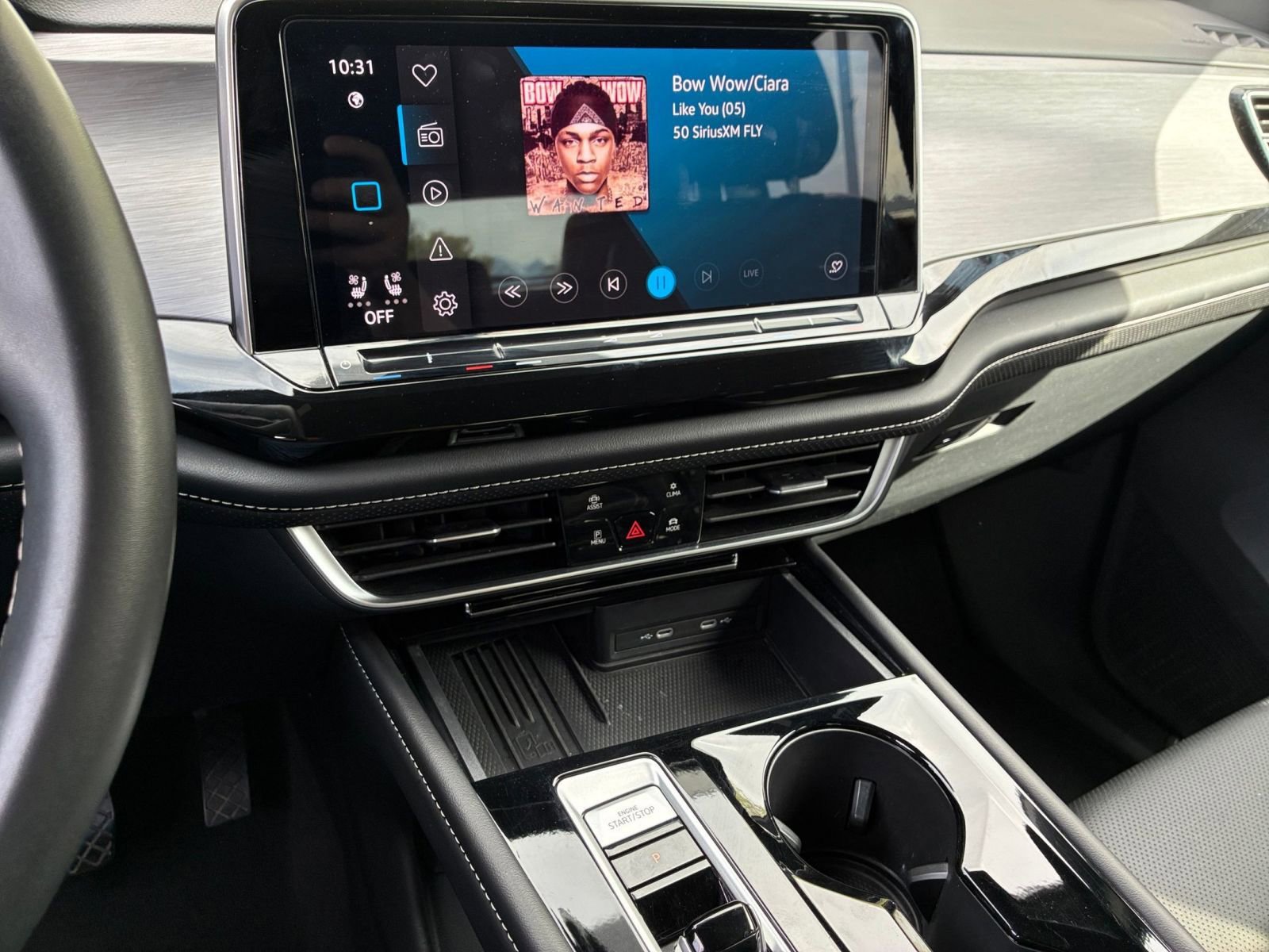 Used 2025 Volkswagen Atlas Cross Sport SE image 17