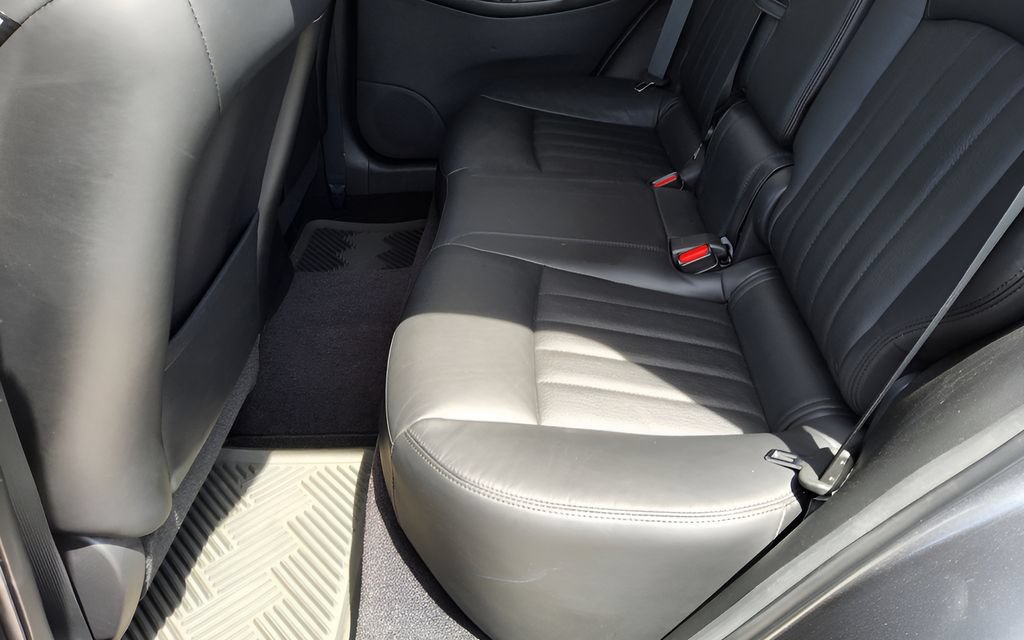 Used 2016 INFINITI QX50 2WD w/ Premium Plus Package image 27