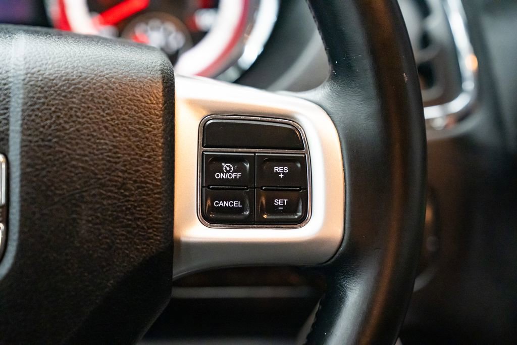 Used 2016 Dodge Grand Caravan American Value Package w/ UConnect Hands-Free Group FWD image 15