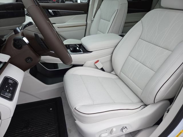 New 2026 Buick Enclave Avenir w/ Super Cruise Package AWD/4WD image 37