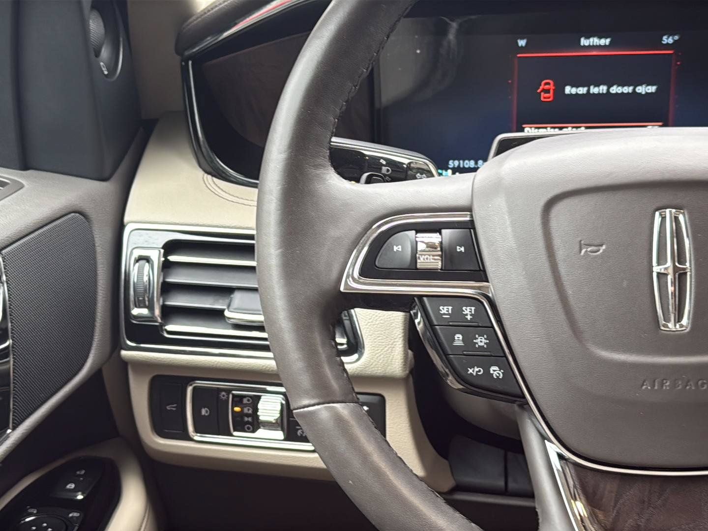 Used 2022 Lincoln Navigator L Reserve RWD image 19