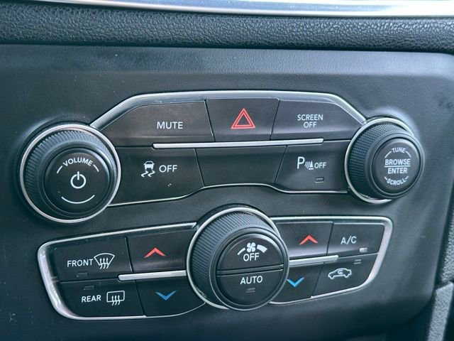 Used 2018 Dodge Charger SXT Plus RWD image 17