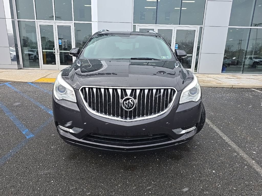 Used 2017 Buick Enclave Leather image 2