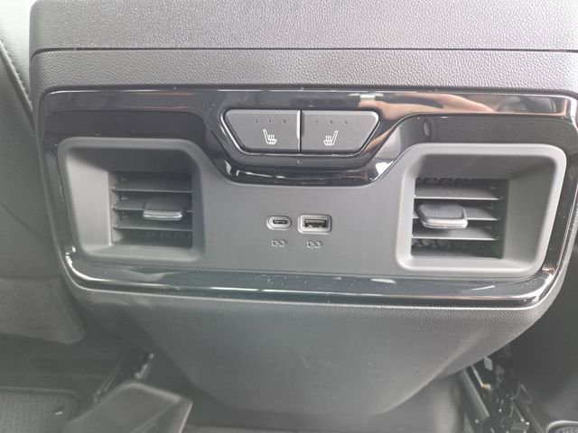 New 2026 GMC Sierra 1500 AT4 w/ Technology Package AWD/4WD image 19