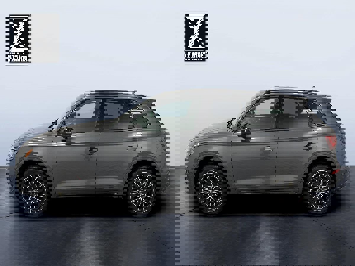 Used 2023 Audi SQ5 Premium Plus w/ Premium Plus Package image 3