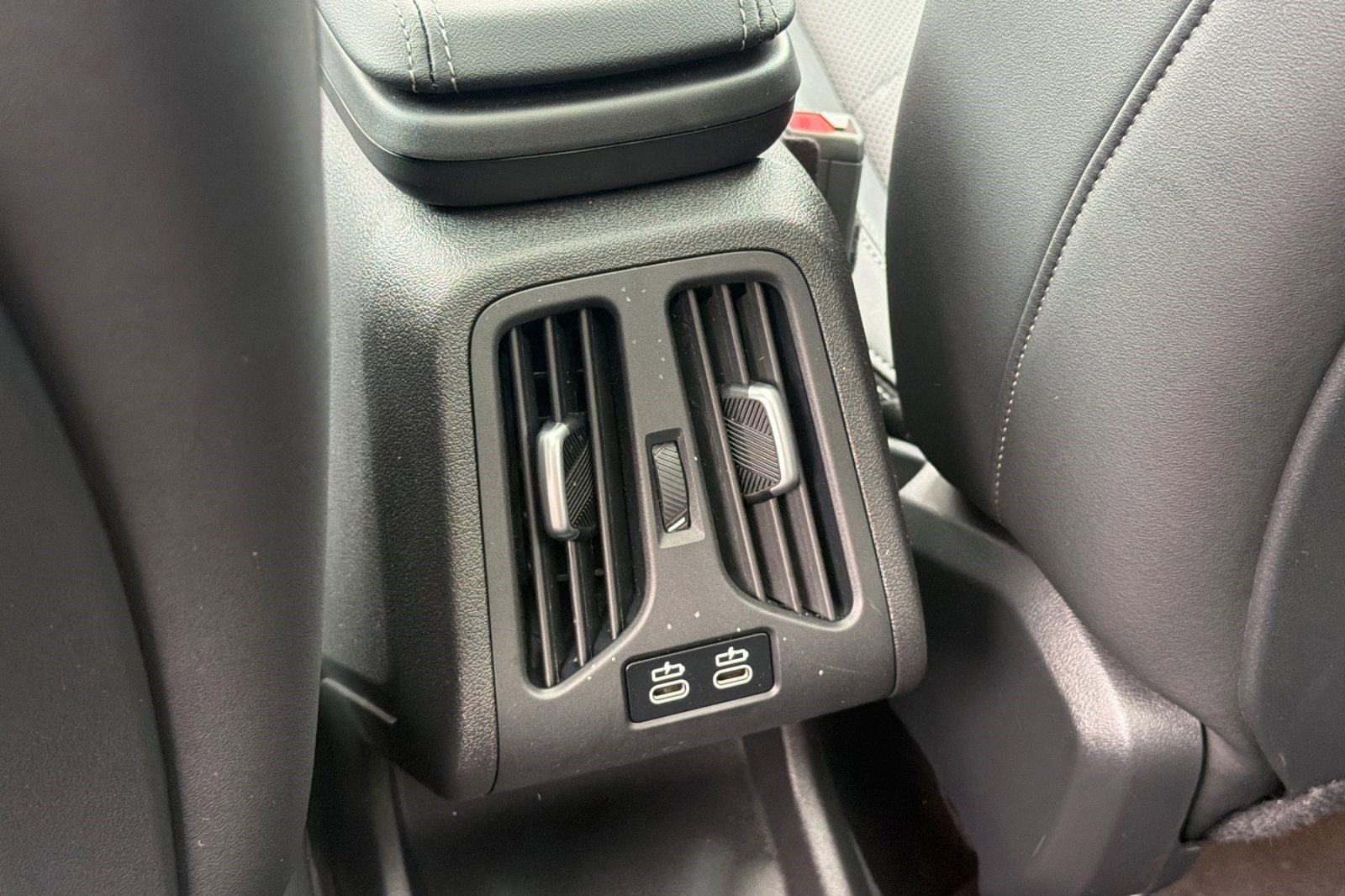 Used 2025 BMW X1 xDrive28i w/ Convenience Package image 16