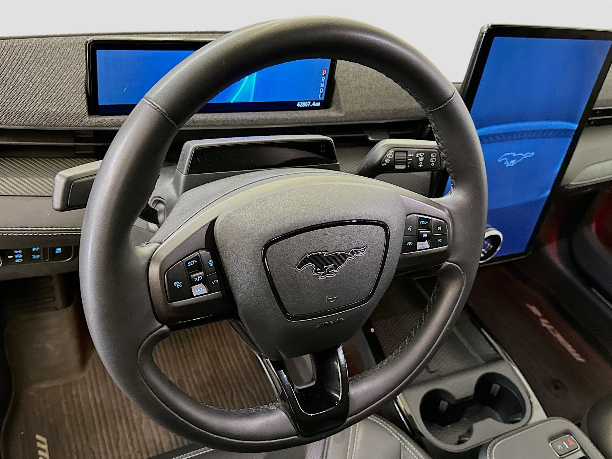 Used 2022 Ford Mustang Mach-E Premium image 18