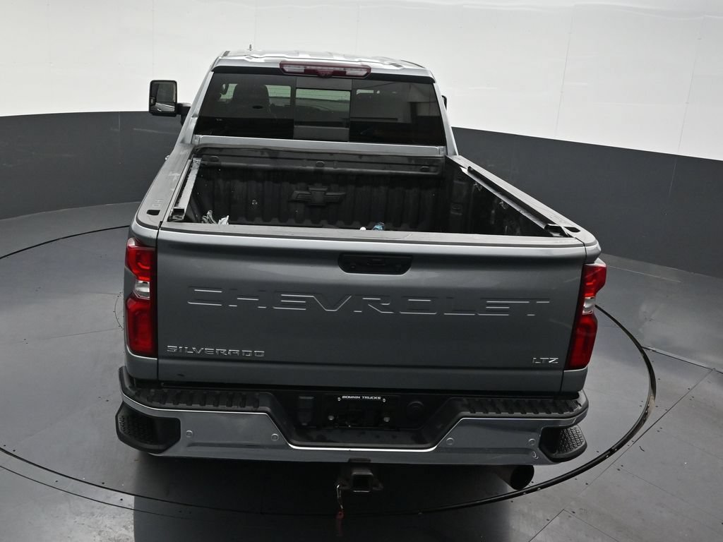 Used 2024 Chevrolet Silverado 2500 LTZ w/ LTZ Convenience Package AWD/4WD image 19