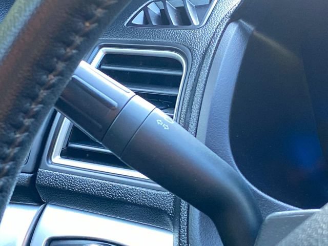 Used 2017 Ford Explorer XLT AWD/4WD image 23