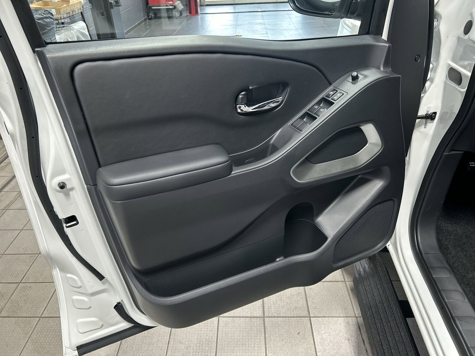New 2026 Nissan Frontier SV w/ SV Convenience Package image 25