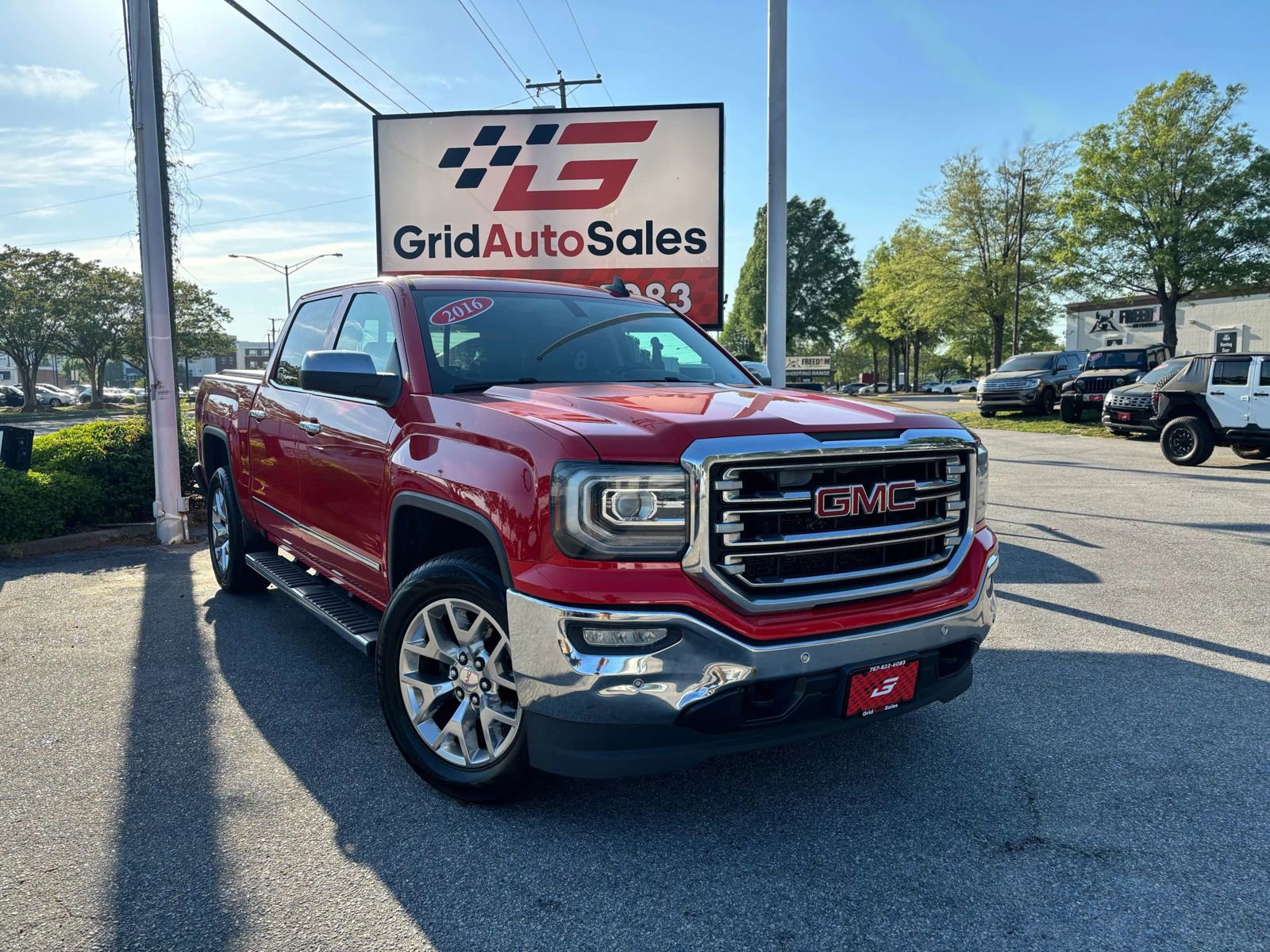Used 2016 GMC Sierra 1500 SLT w/ SLT Premium Package AWD/4WD image 1