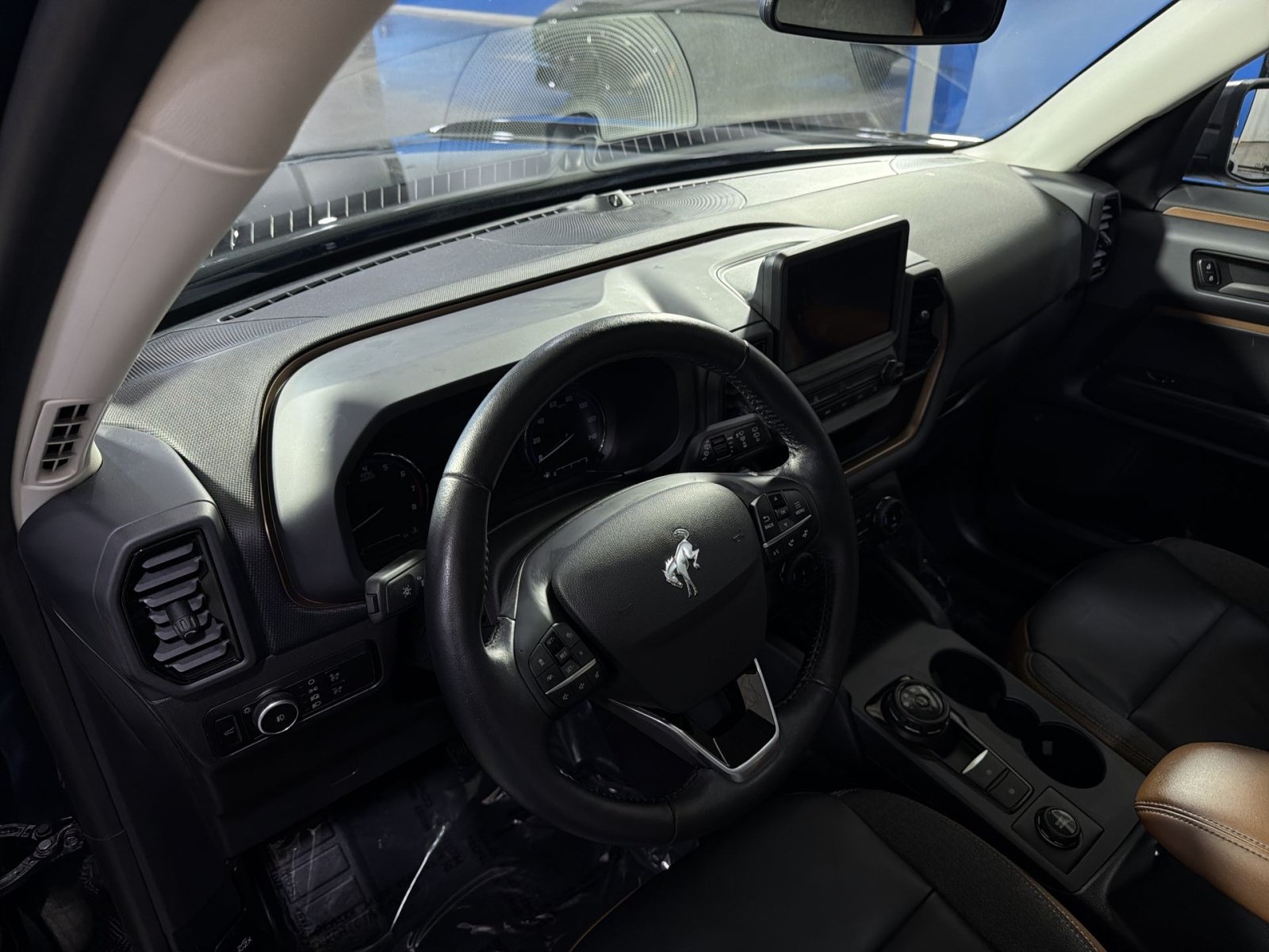 Used 2023 Ford Bronco Sport Outer Banks w/ Tech Package AWD/4WD image 18