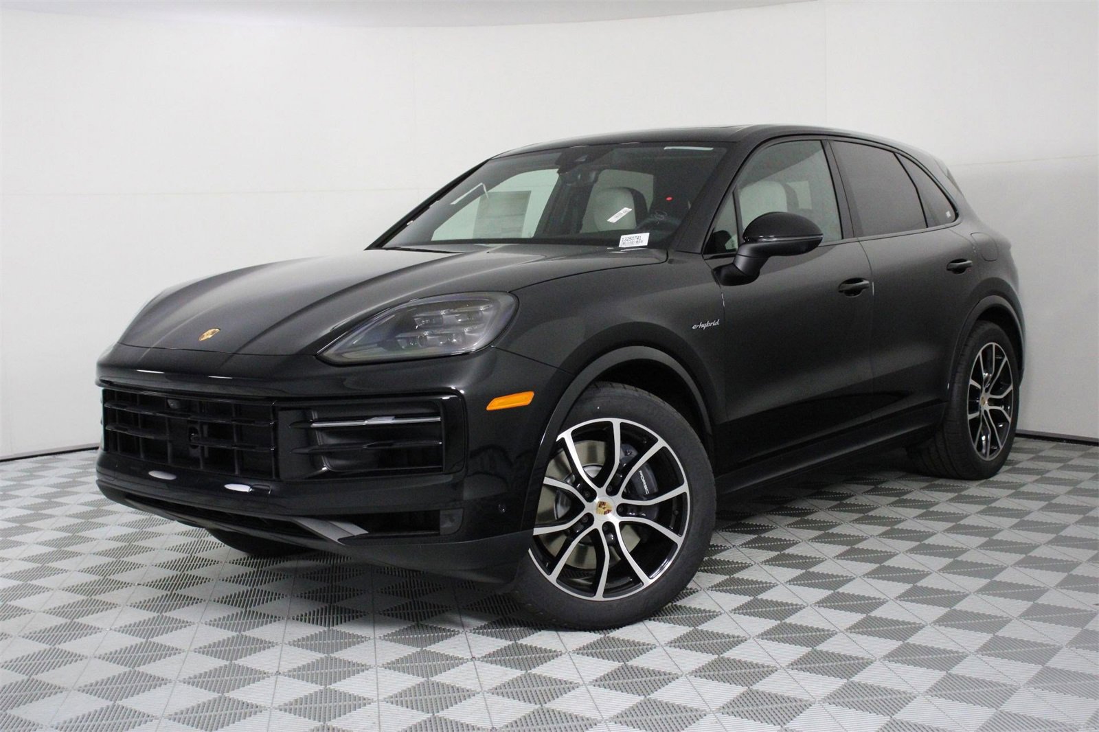 New 2025 Porsche Cayenne E-Hybrid