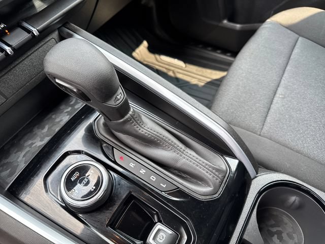Used 2024 Chevrolet Colorado Trail Boss w/ Technology Package AWD/4WD image 23