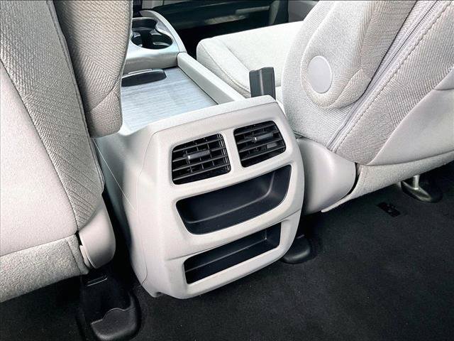 Used 2016 Honda Pilot LX image 25