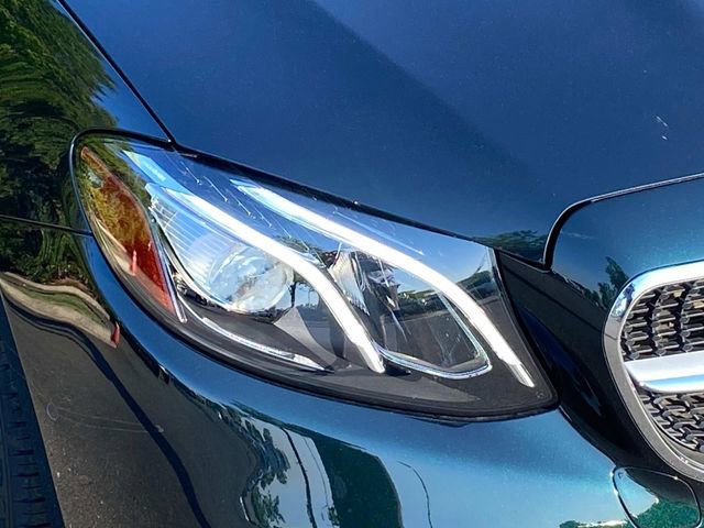 Used 2020 Mercedes-Benz E 450 4MATIC Cabriolet image 4