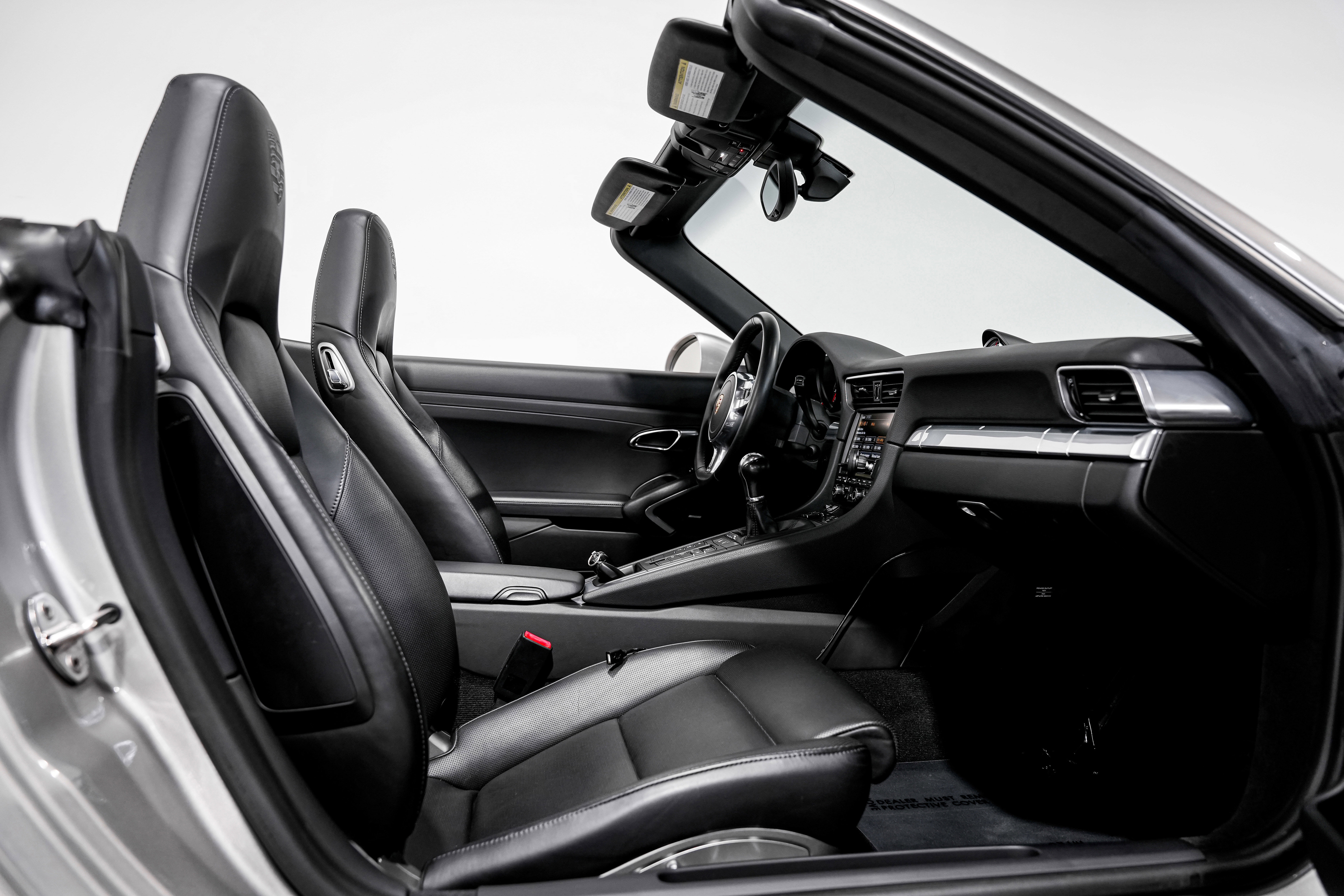 Used 2012 Porsche 911 Carrera image 28