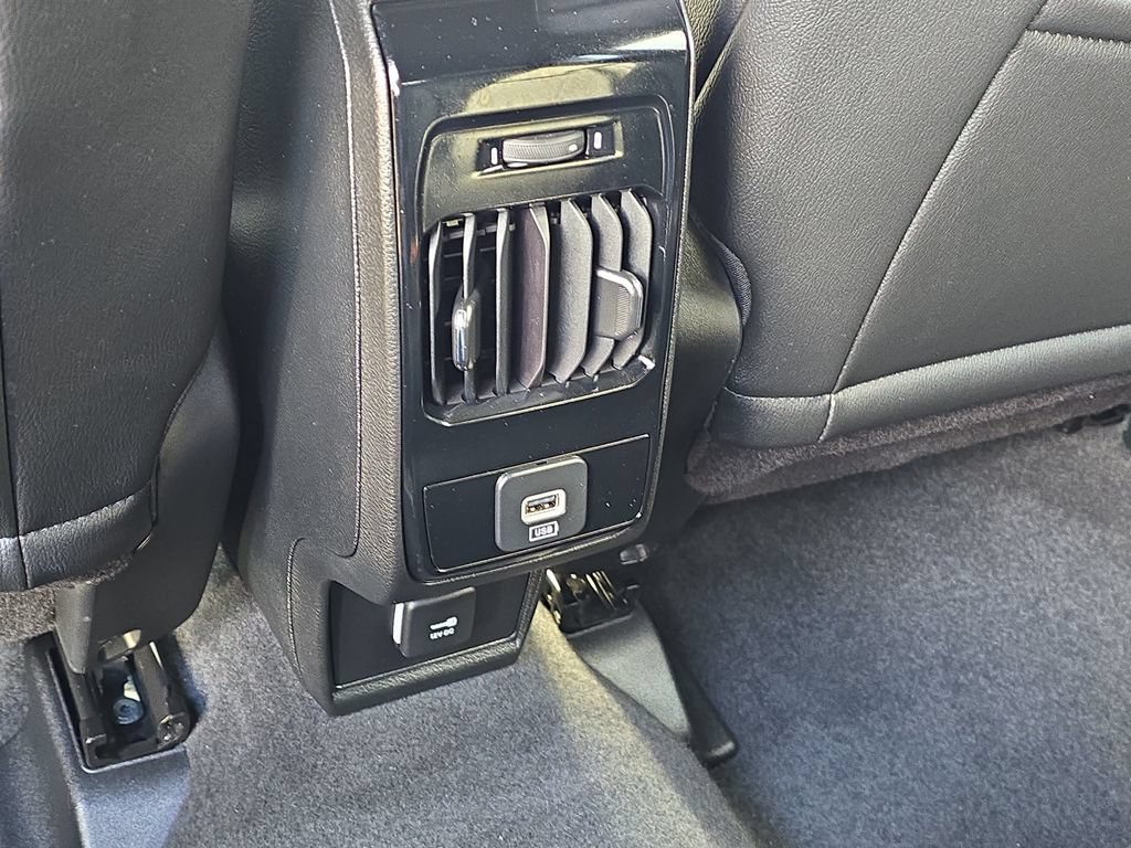 Used 2024 Jeep Compass Limited AWD/4WD image 30