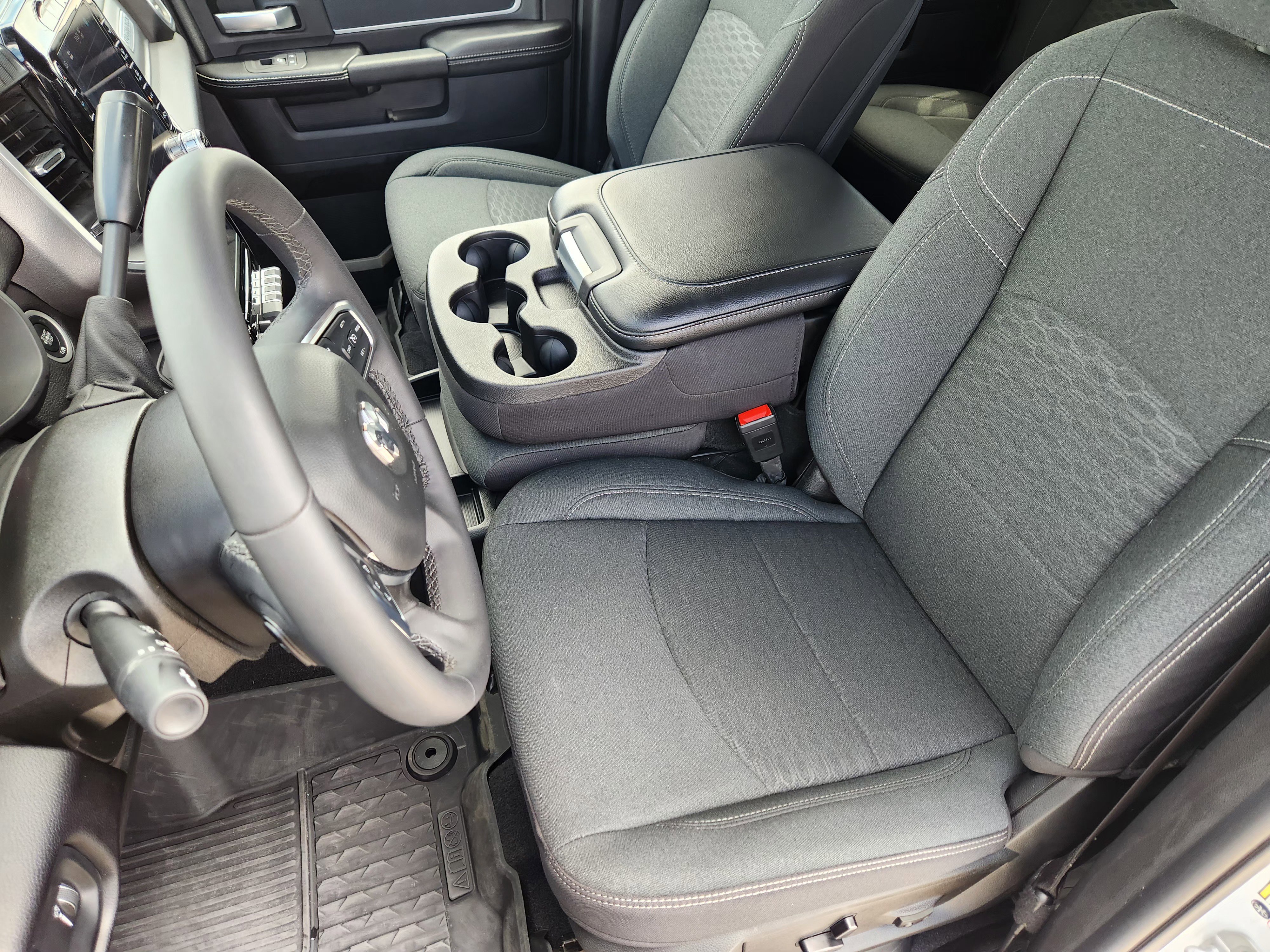 Used 2025 RAM 2500 Big Horn AWD/4WD image 15