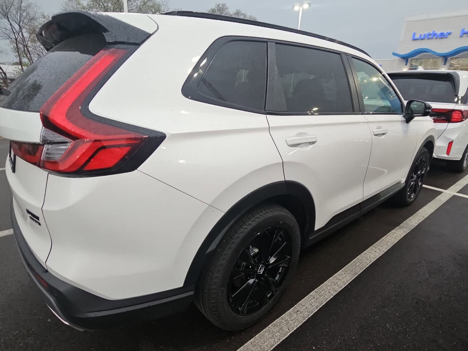 Used 2026 Honda CR-V Sport Touring image 3