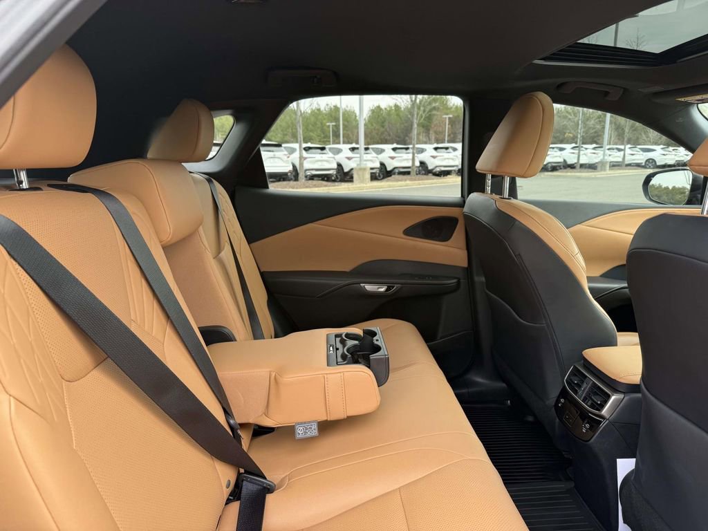 Used 2023 Lexus RX 350 Premium w/ Accessory Package (Z1) image 17