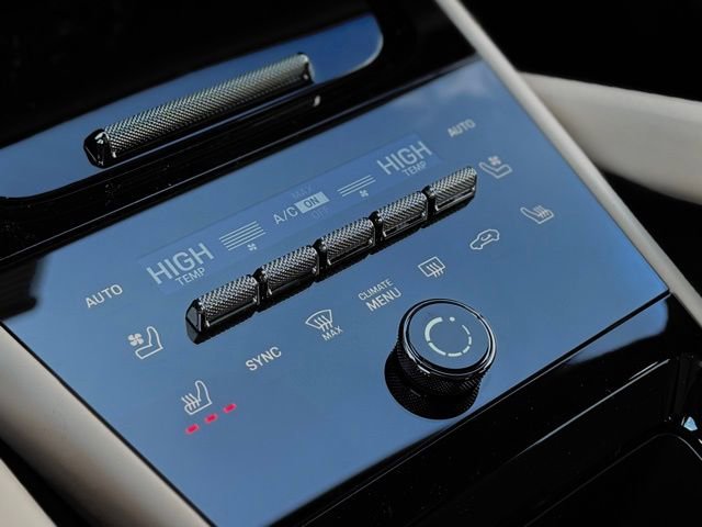 New 2026 Porsche Cayenne Turbo image 28