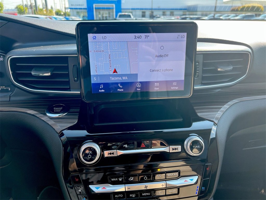 Used 2023 Ford Explorer Limited image 13