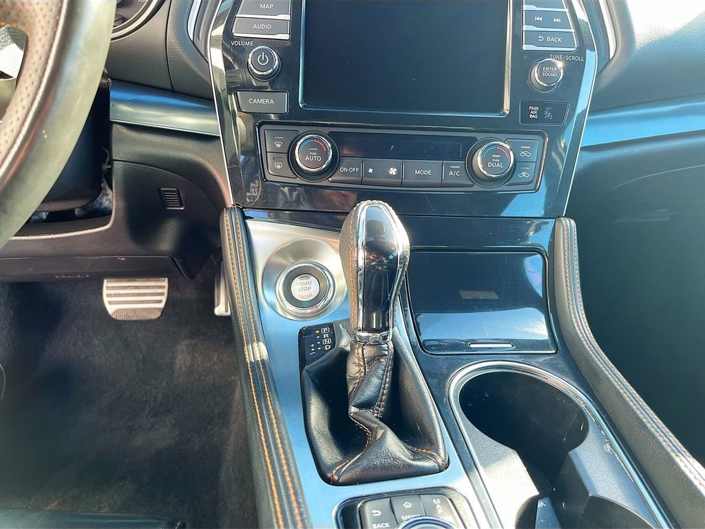Used 2022 Nissan Maxima SR w/ Sport Mat Group image 17