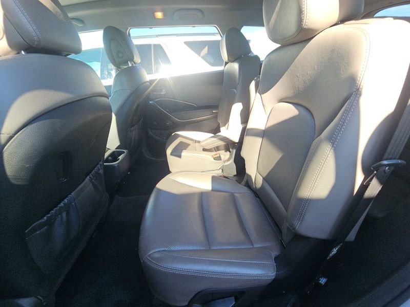 Used 2018 Hyundai Santa Fe Limited AWD/4WD image 12