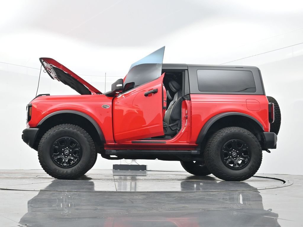 Used 2022 Ford Bronco Wildtrak AWD/4WD image 44