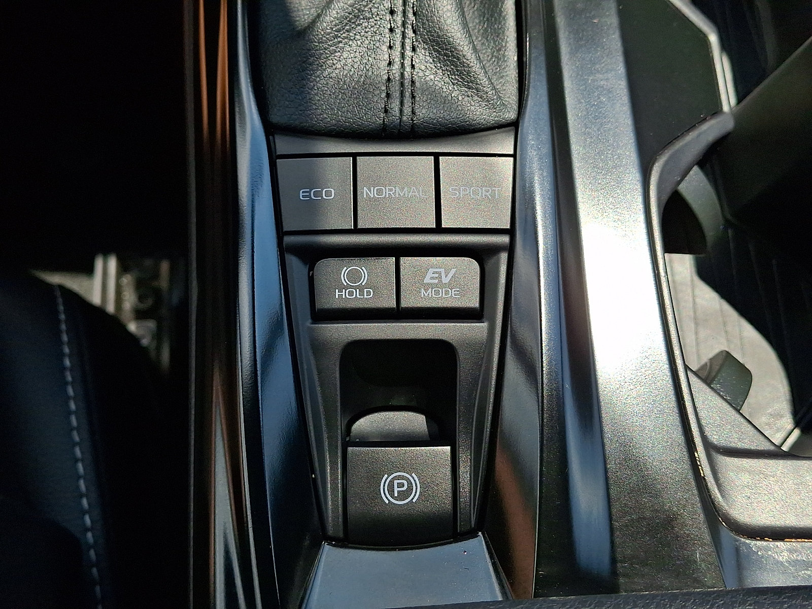 Used 2026 Toyota Camry SE FWD image 24