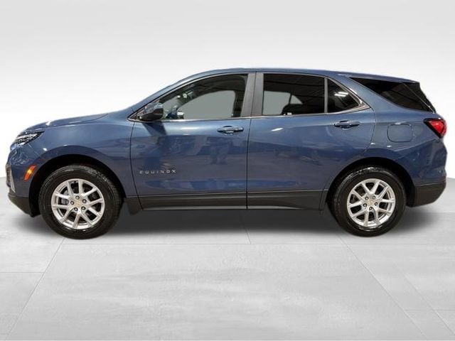 Used 2024 Chevrolet Equinox LT image 2