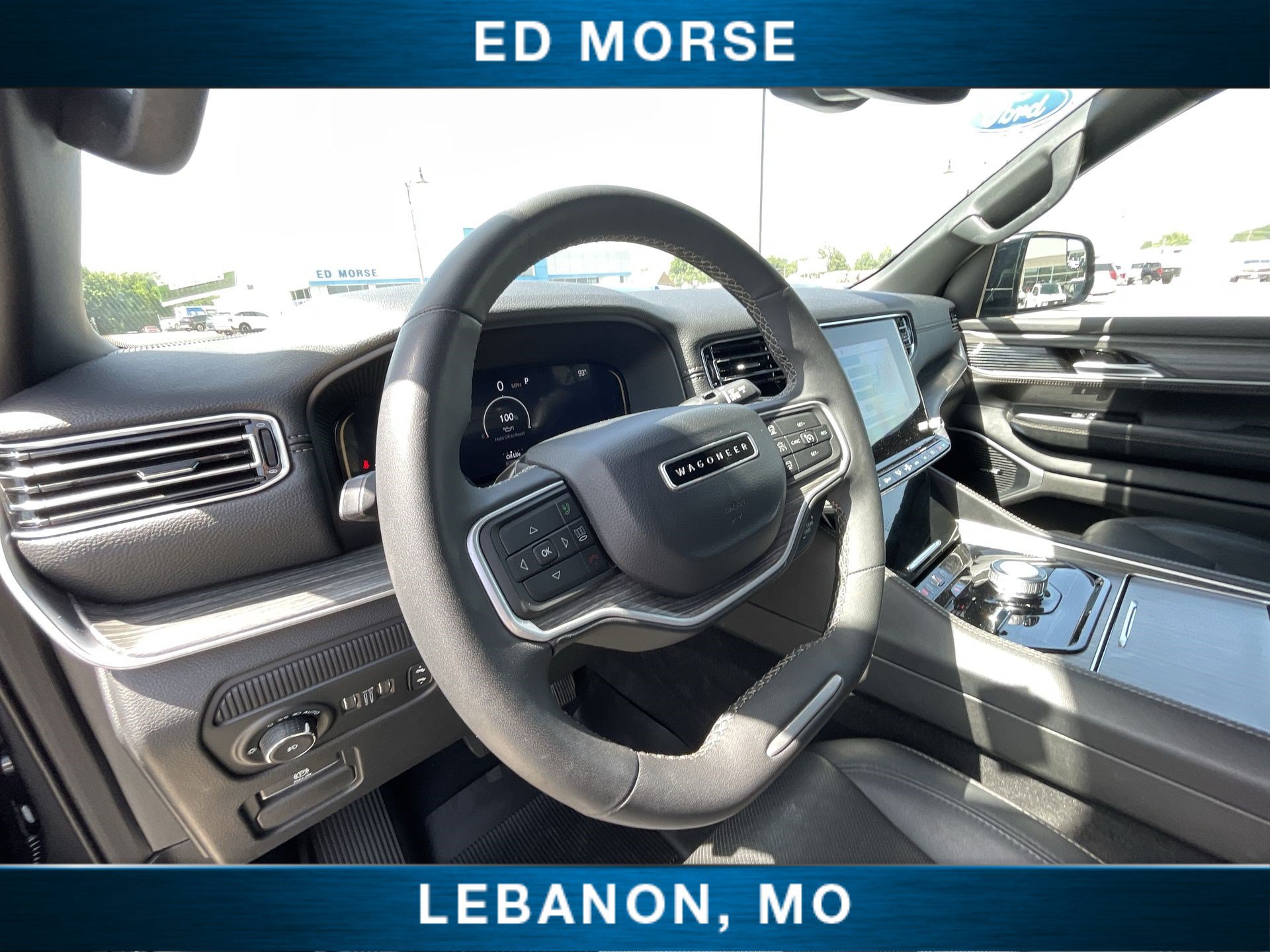 Used 2024 Jeep Wagoneer L Series II w/ Flexible Seating Group AWD/4WD image 10