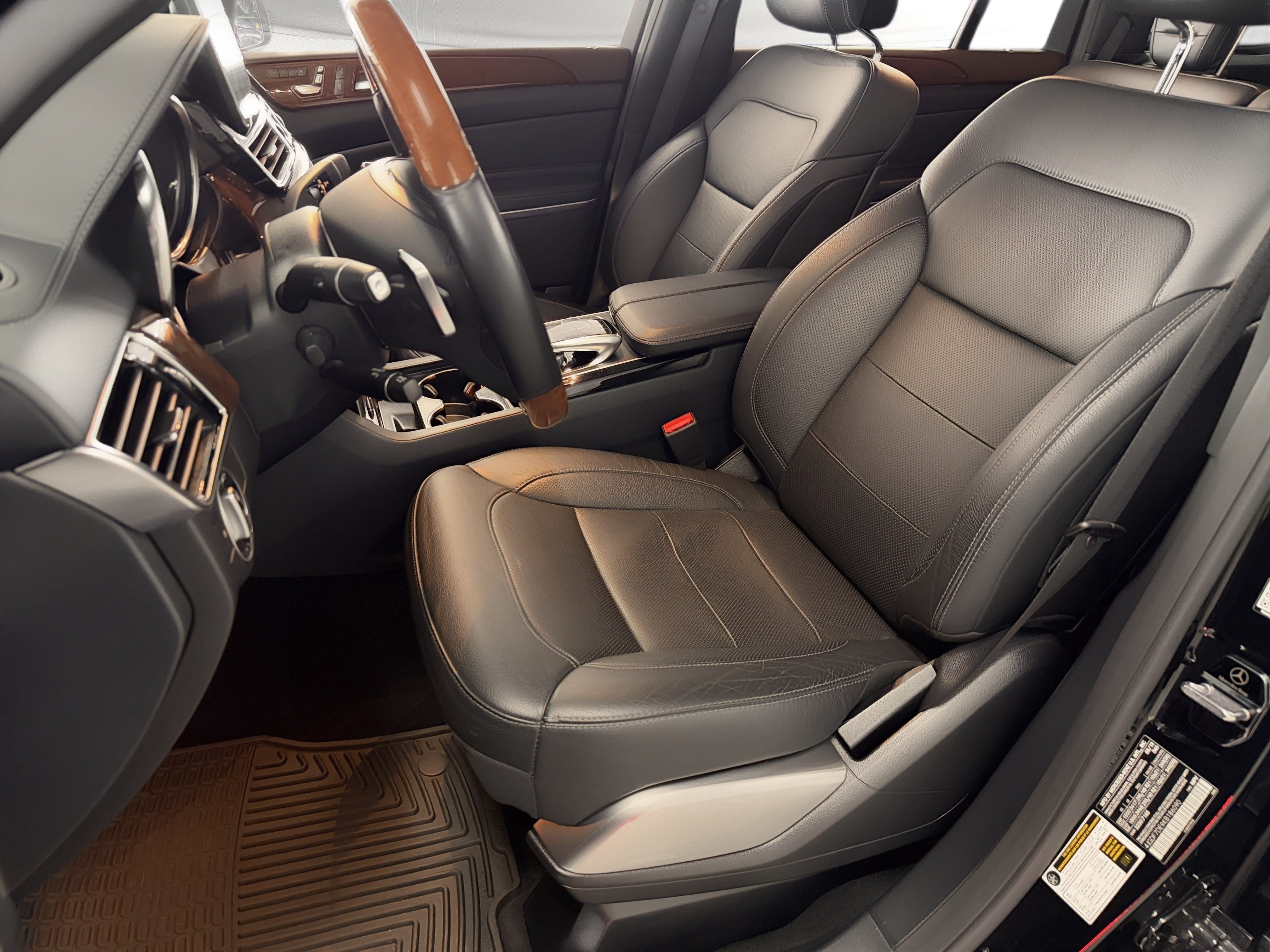 Used 2019 Mercedes-Benz GLS 550 4MATIC image 5