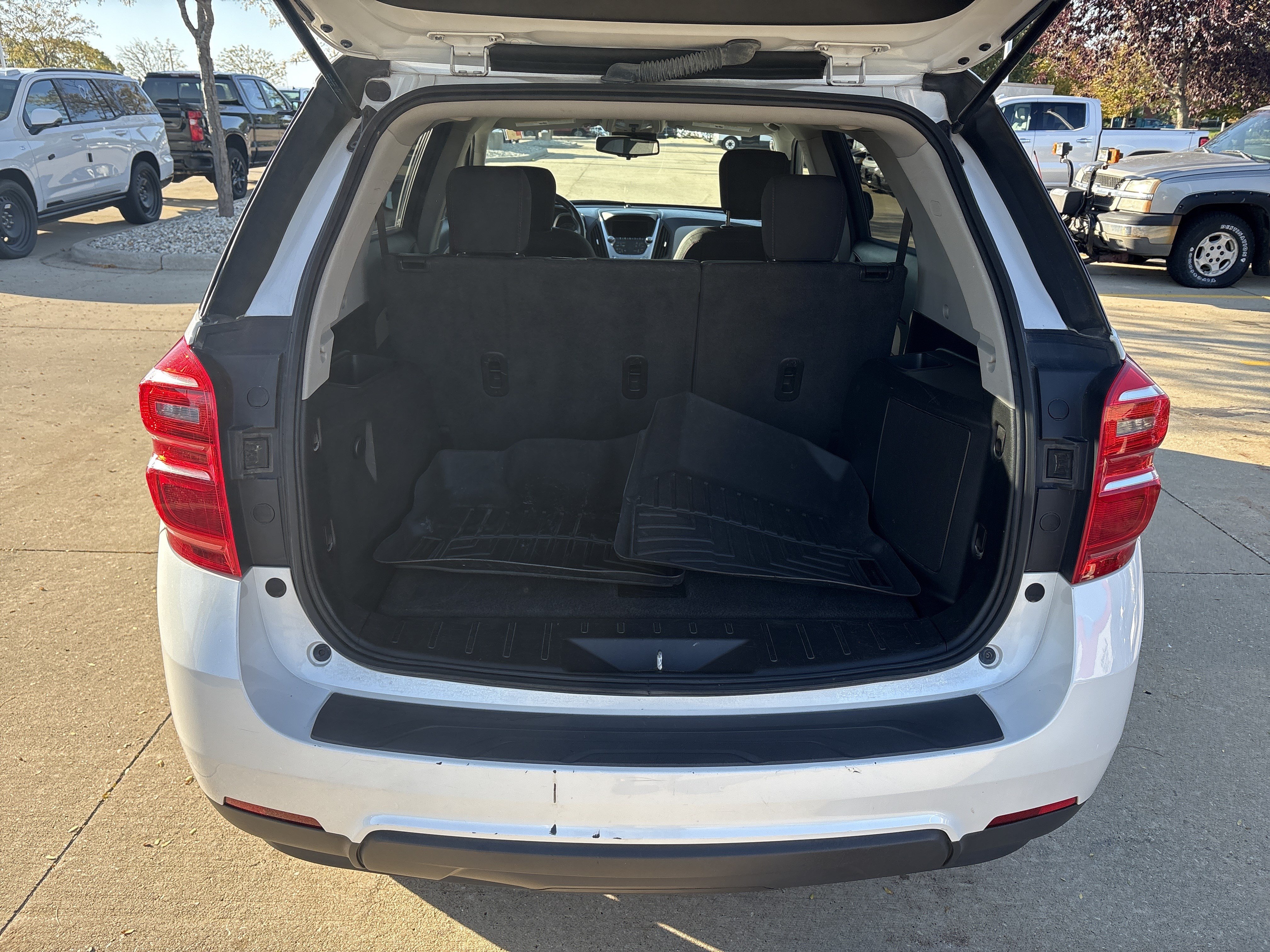 Used 2016 Chevrolet Equinox LT w/ Convenience Package FWD image 14