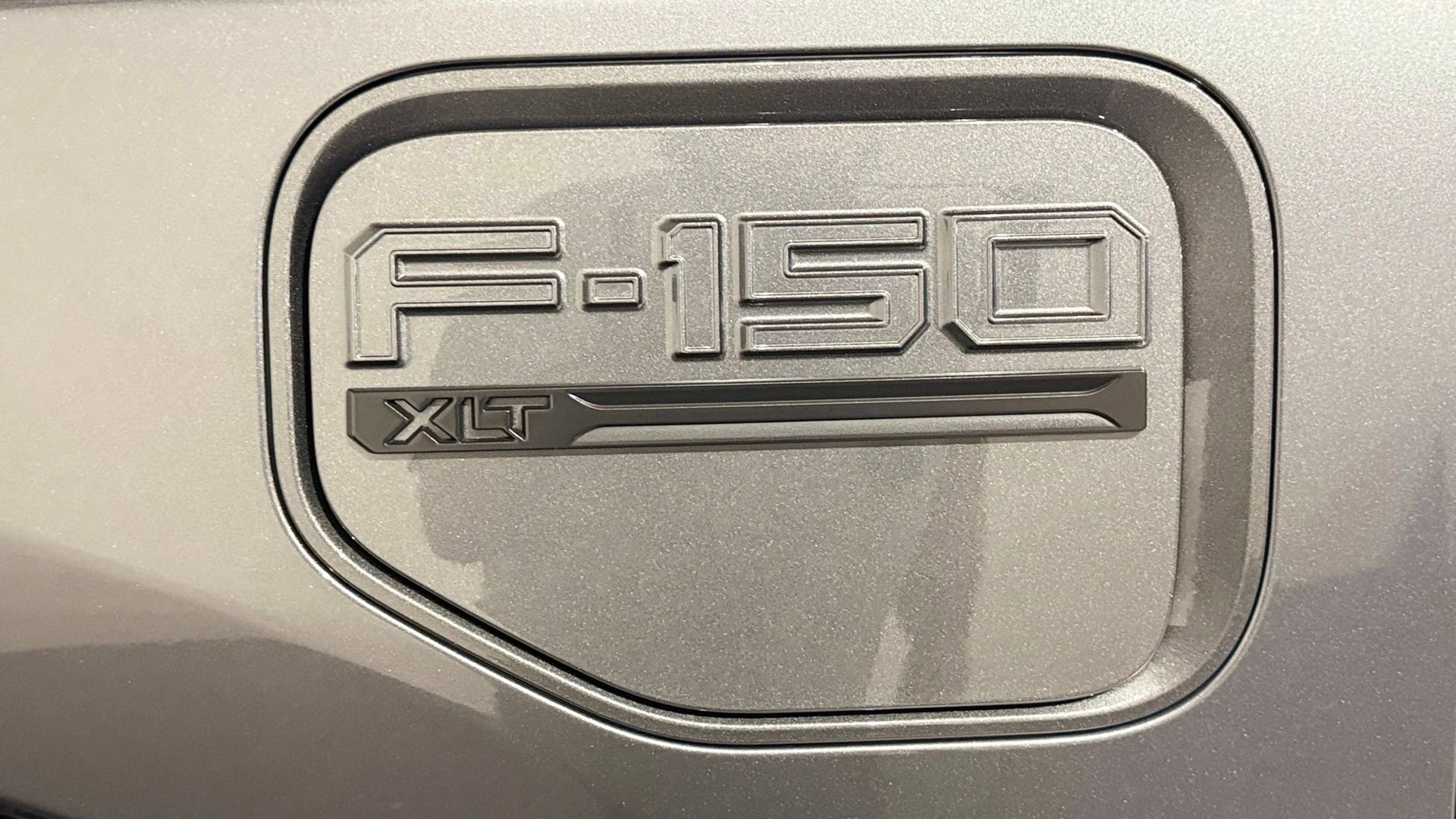 Used 2023 Ford F150 Lightning XLT w/ Equipment Group 312A High image 10