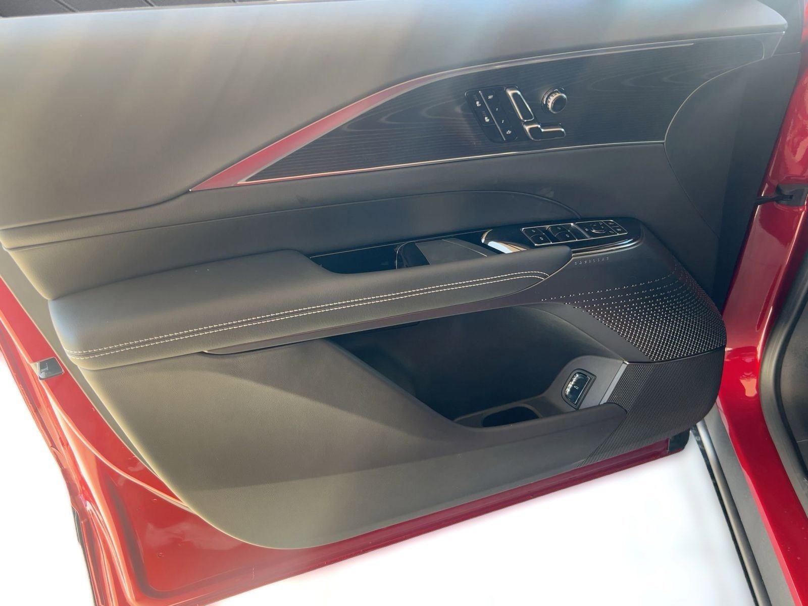 New 2026 Cadillac Lyriq Sport image 13