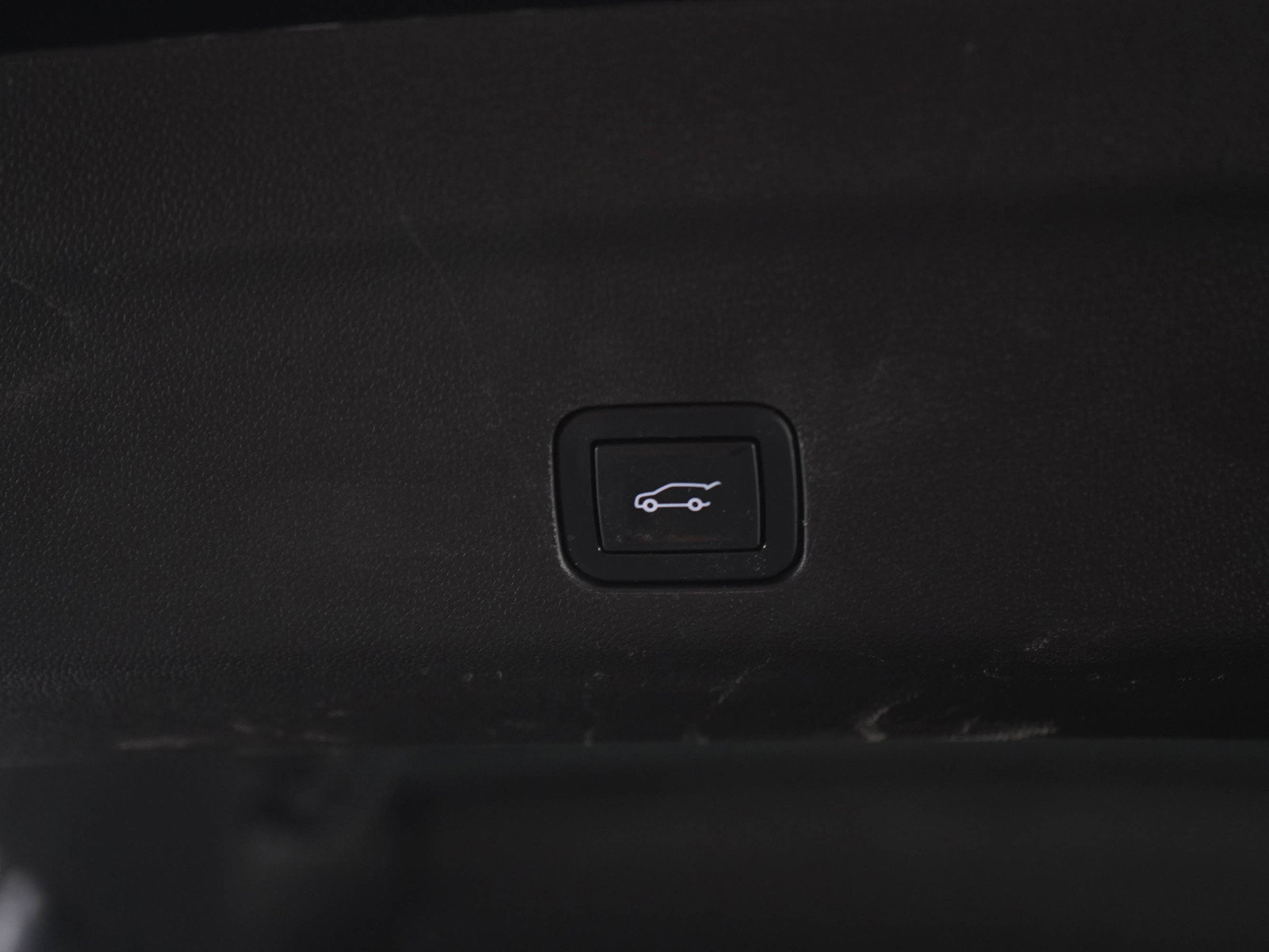Used 2022 GMC Yukon AT4 w/ AT4 Premium Package AWD/4WD image 21