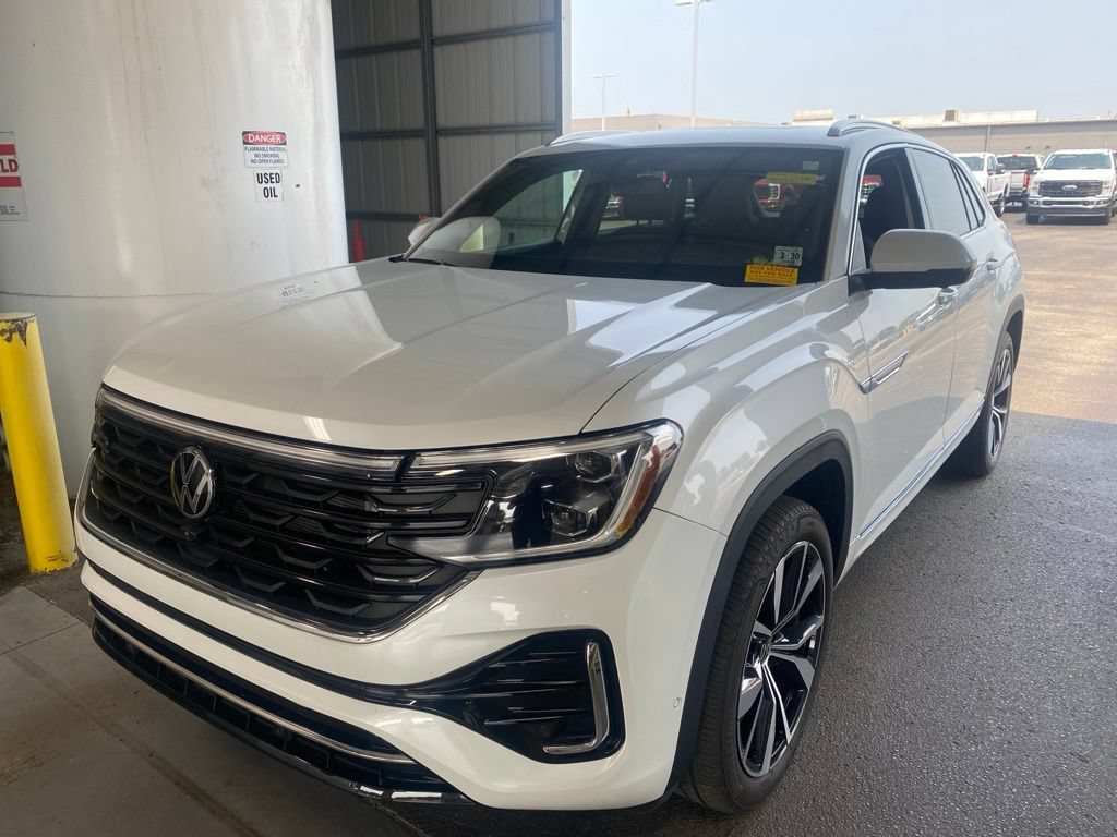 Used 2024 Volkswagen Atlas Cross Sport SEL Premium R-Line AWD/4WD image 2